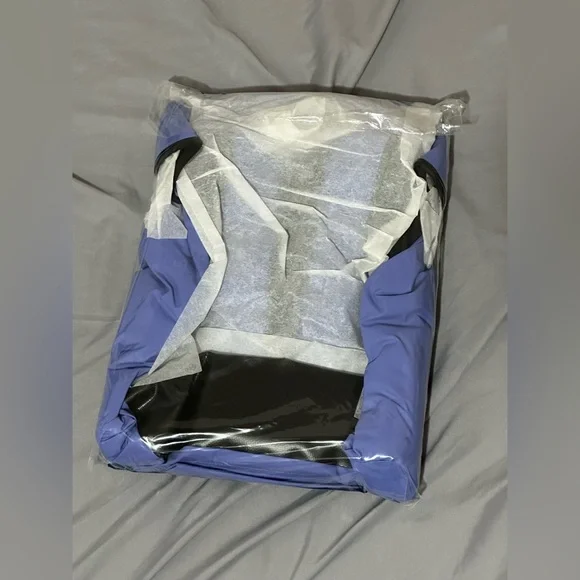 North66 Lavender Blue 15L backpack - Picture 3 of 6